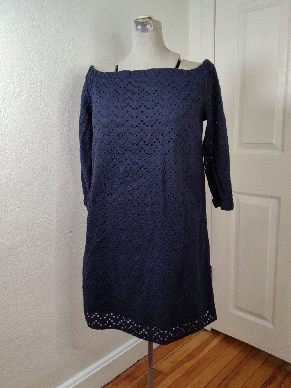 Halogen M navy embroidered eyelet dress